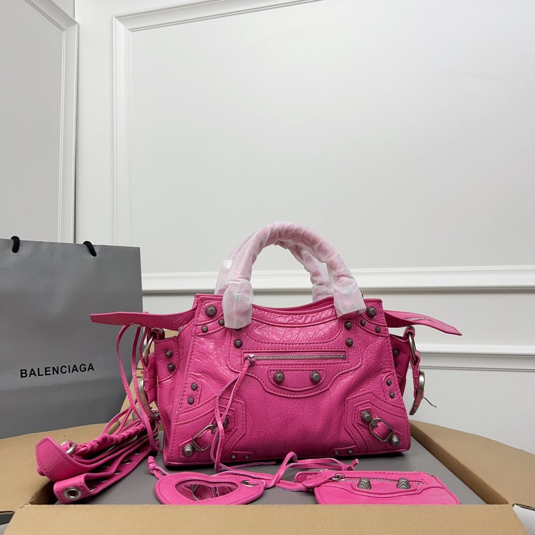 {Style No: 5QRBFSFC} NEO CAGOLE 26 IN DEEP PINK LAMBSKIN - Image 8