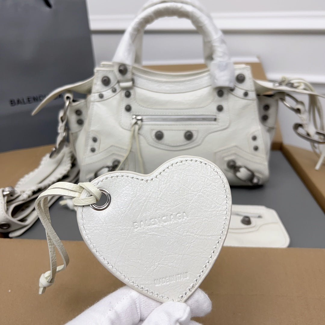 {Style No: OAI9NBBC} NEO CAGOLE 26 IN WHITE LAMBSKIN - Image 6