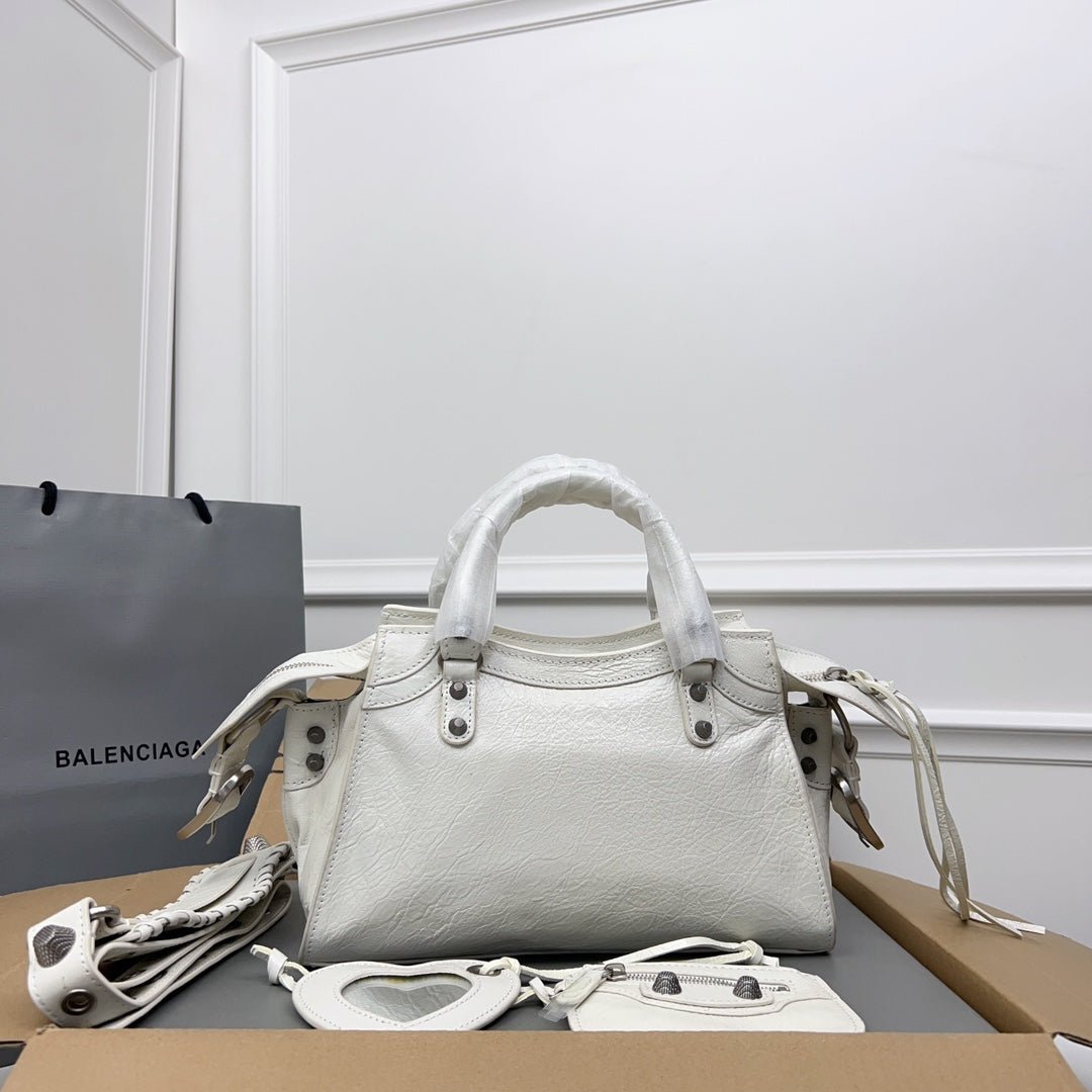 {Style No: OAI9NBBC} NEO CAGOLE 26 IN WHITE LAMBSKIN - Image 8