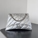 {Style No: LK5UTUIE} CRUSH CHAINED BAG 32 IN SILVER METALLIC QUILTED CRUSHED CALFSKIN