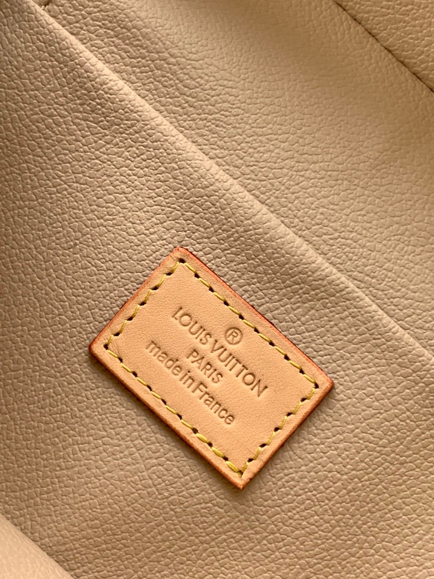 {Style No: CPNDUPGH} NICE MINI 20 TOILETRY POUCH - Image 6