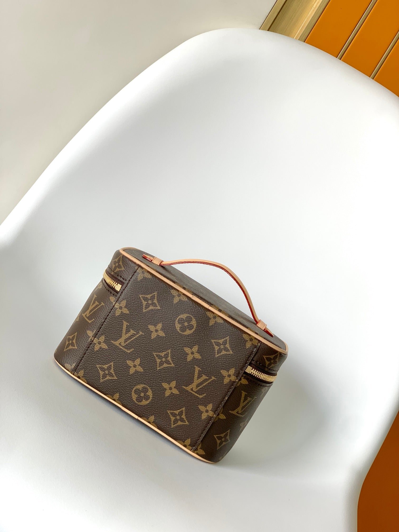{Style No: CPNDUPGH} NICE MINI 20 TOILETRY POUCH - Image 7