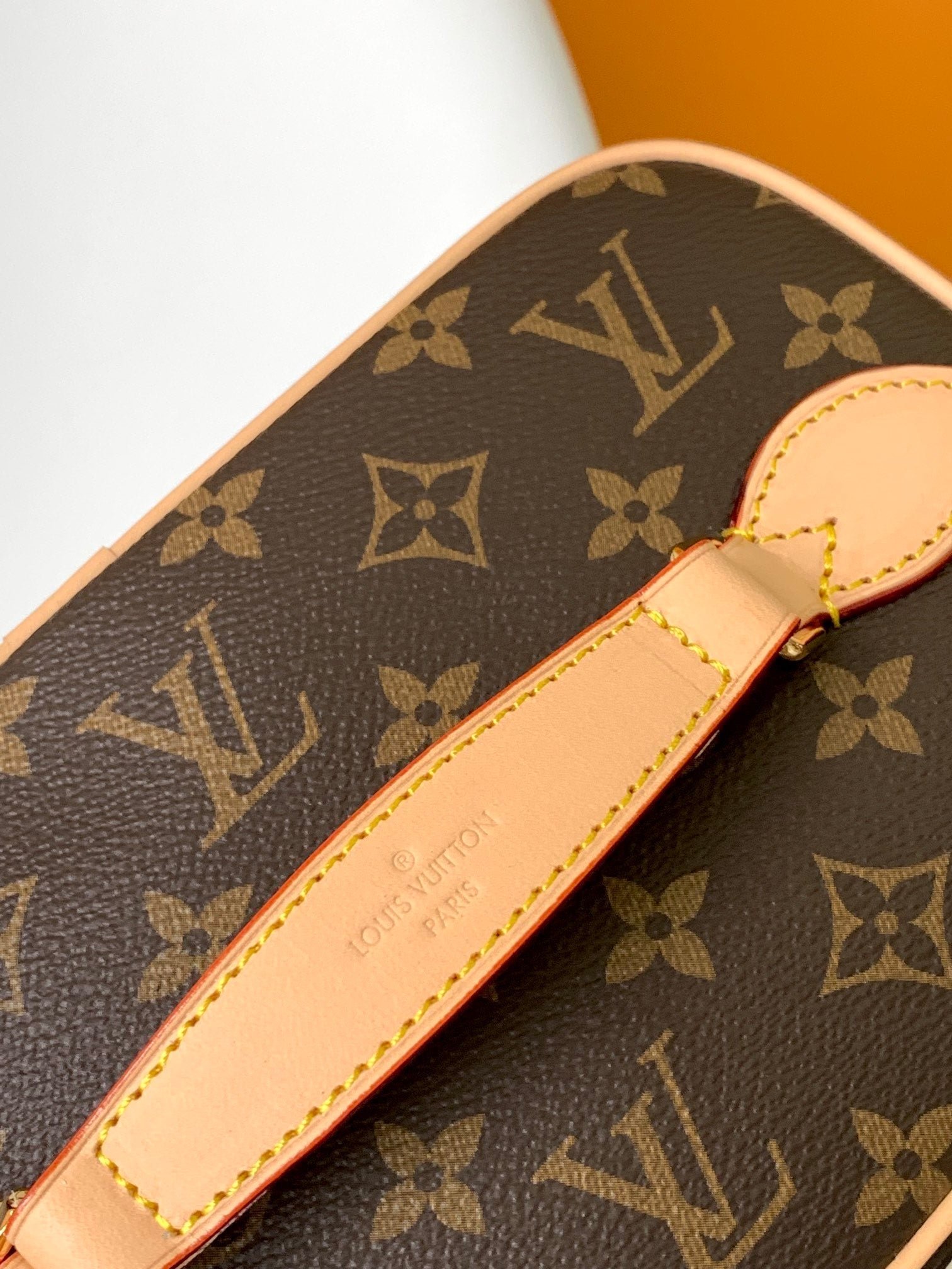{Style No: BIWQSS93} NICE BB 24 TOILETRY POUCH - Image 8