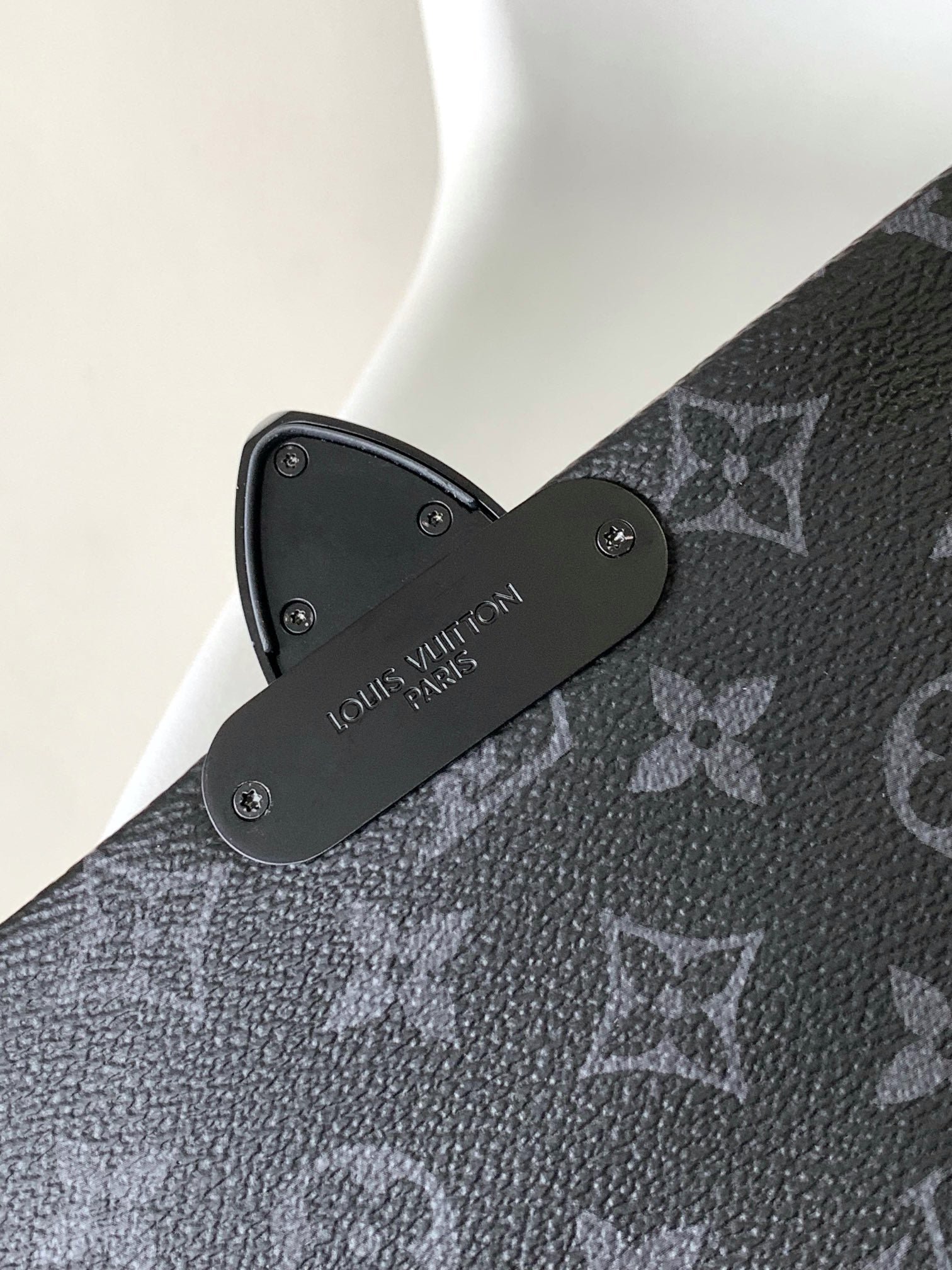 {Style No: DEZRM7RX} S-CAPE MESSENGER BAG 28 IN BLACK MONOGRAM ECLIPSE CANVAS - Image 2