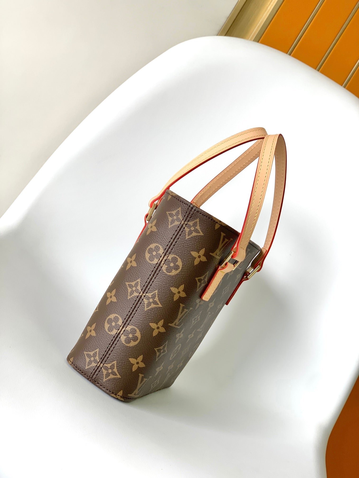 {Style No: PG35MSFH} VAVIN PM TOTE 23 BROWN MONOGRAM CANVAS - Image 3
