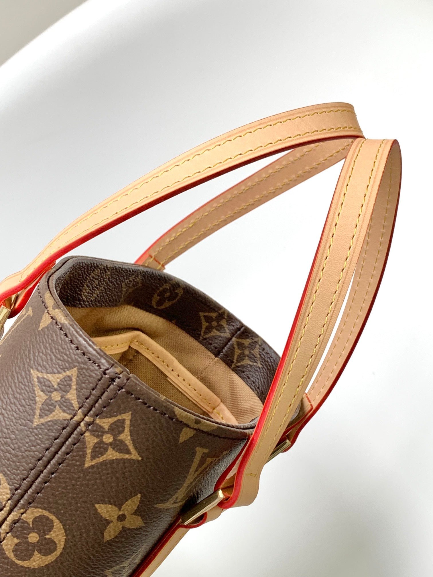 {Style No: PG35MSFH} VAVIN PM TOTE 23 BROWN MONOGRAM CANVAS - Image 7