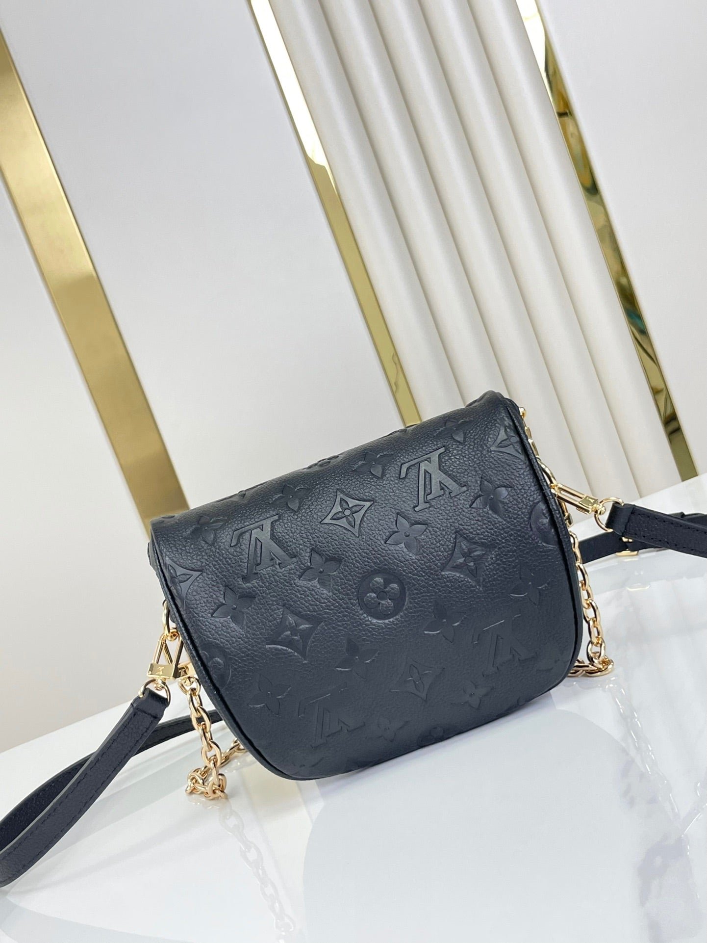{Style No: ZZ5PQAGK} MINI BUMBAG 17 IN BLACK MONOGRAM EMPREINTE LEATHER GOLD HARDWARE - Image 2