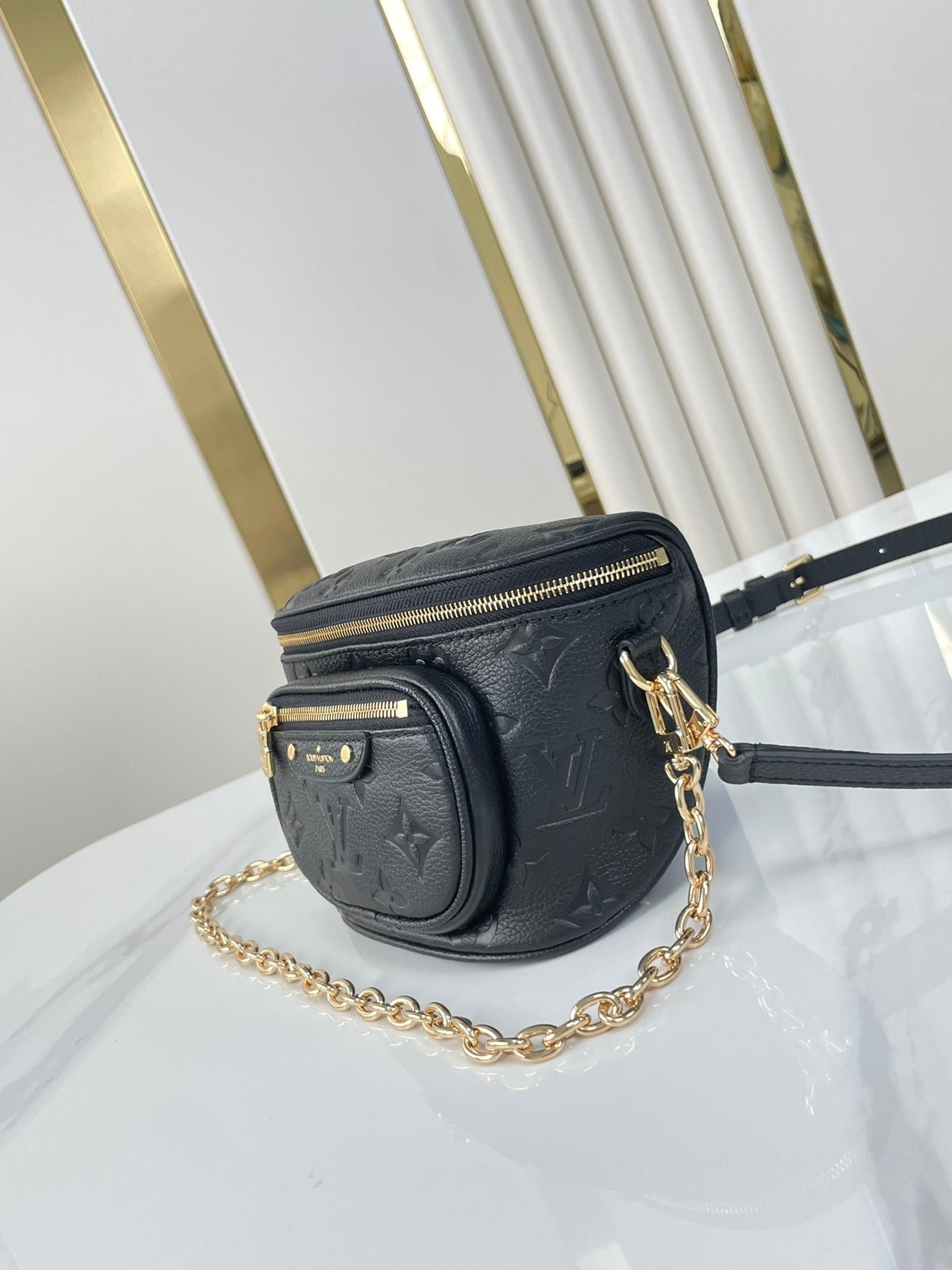 {Style No: ZZ5PQAGK} MINI BUMBAG 17 IN BLACK MONOGRAM EMPREINTE LEATHER GOLD HARDWARE - Image 5