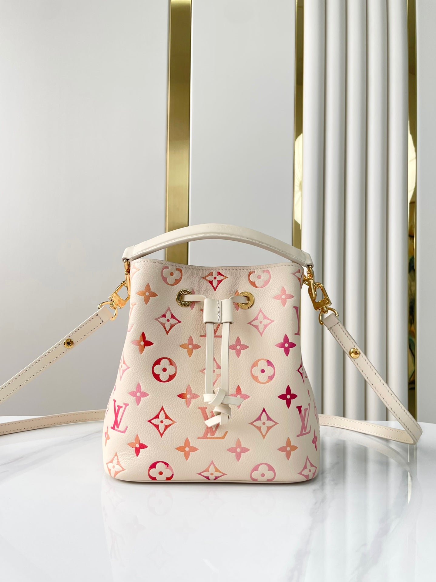 {Style No: RS3WJOC6} NÉONOÉ BB 20 IN SUNRISE AQUARELLE MONOGRAM EMPREINTE LEATHER - Image 8