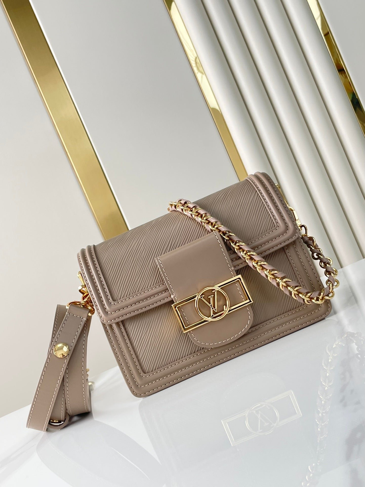 {Style No: CF935EO9} DAUPHINE MINI 20 IN MEDIUM BROWN EPI GRAINED CALFSKIN GOLD HARDWARE - Image 6