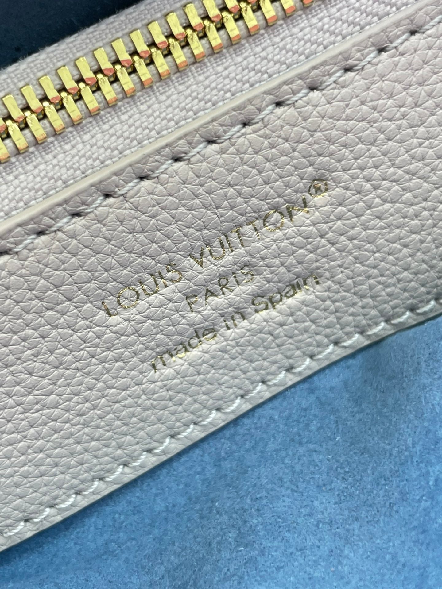 {Style No: P2W3NAZ4} FLORE 28 IN WHITE PERFORATED CALFSKIN - Image 6