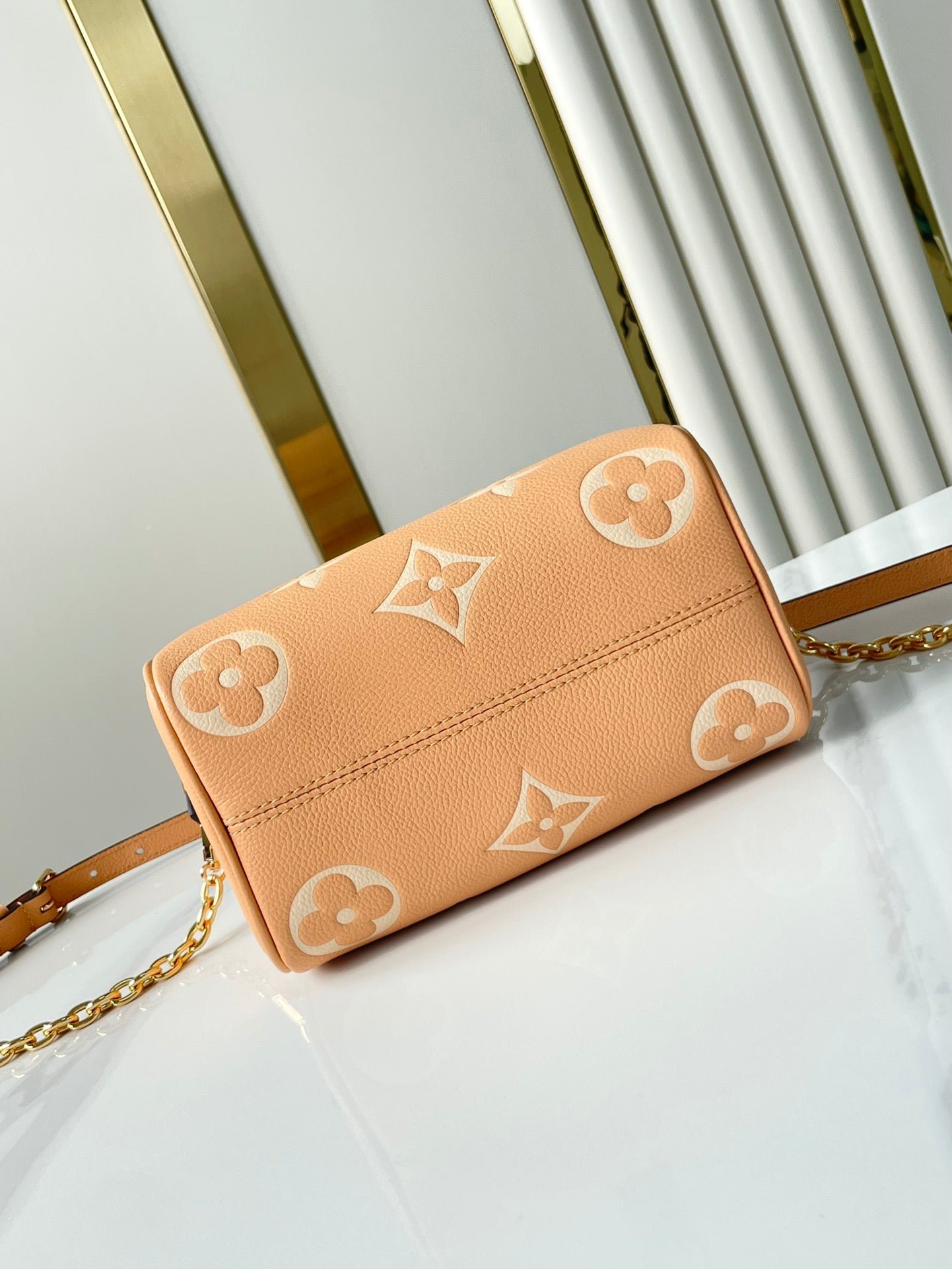 {Style No: 4JR8G9MS} SPEEDY BANDOULIÈRE 20 IN ARIZONA CREAM MONOGRAM EMPREINTE LEATHER - Image 5