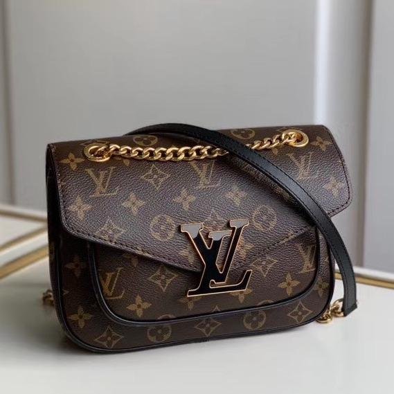 {Style No: RMM39XZH} LV PASSY HAND BAG 22CM MONOGRAM CANVAS