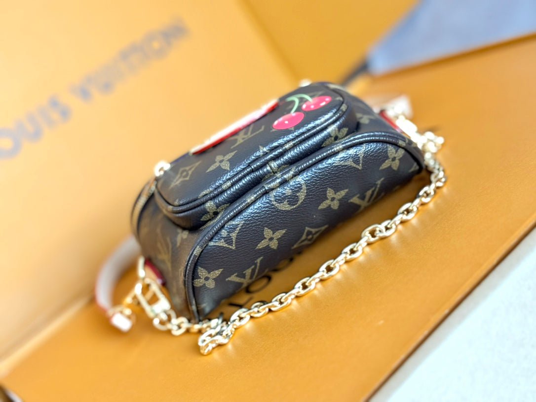 {Style No: DI5ZGY4Q} LV 25S MINI BUMBAG 17 IN BROWN CANVAS MONOGRAM CHERRY PRINT GOLD HARDWARE - Image 4
