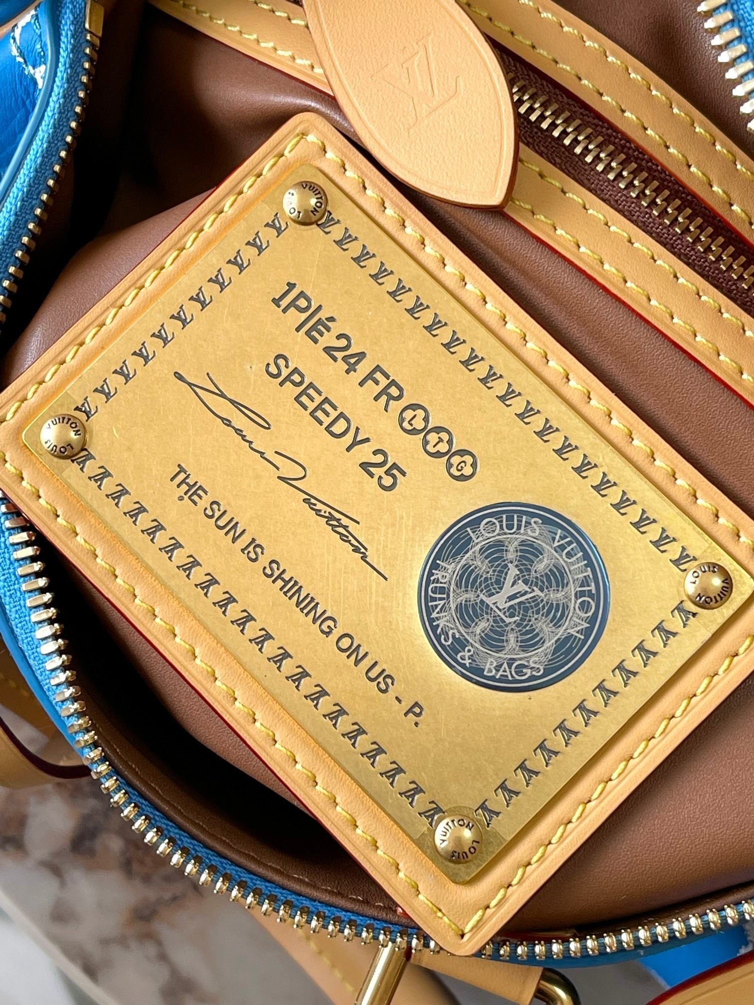 {Style No: KNQSSBKF} SPEEDY P9 BANDOULIÈRE 25 IN BLUE MONOGRAM CANVAS GOLD HARDWARE - Image 9