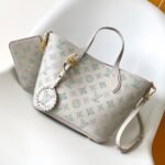 {Style No: NXCNBGWD} BLOSSOM 20 IN LIGHT BEIGE MAHINA CALFSKIN