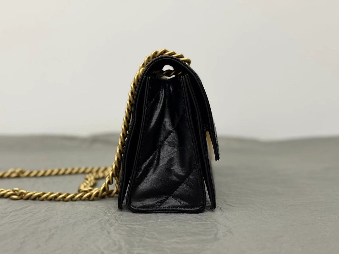 {Style No: HL6V9KRR} CRUSH SMALL CHAIN BAG 25 IN BLACK QUILTED CRUSHED CALFSKIN GOLD HARDWARE - Image 13