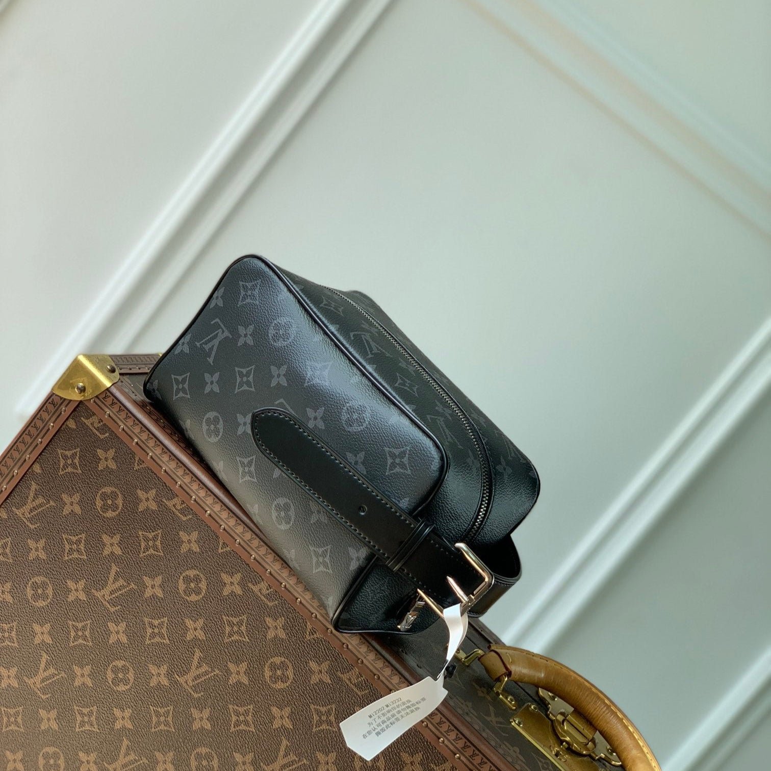 {Style No: 98PPEC9K} LOCKER DOPP KIT 23 IN BLACK MONOGRAM ECLIPSE CANVAS