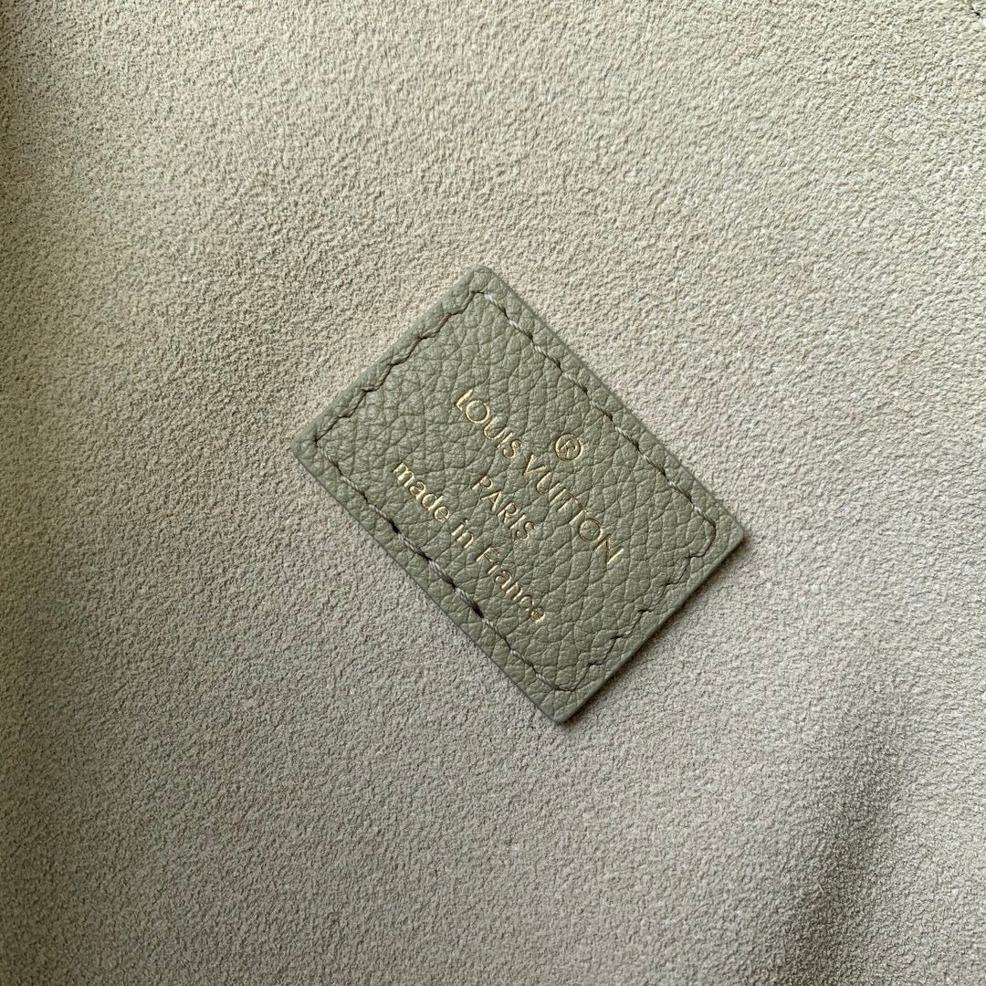 {Style No: 8FJZOF9O} LOW KEY CABAS MM BAG 47 IN BASIL GREEN GRAINED CALFSKIN - Image 2