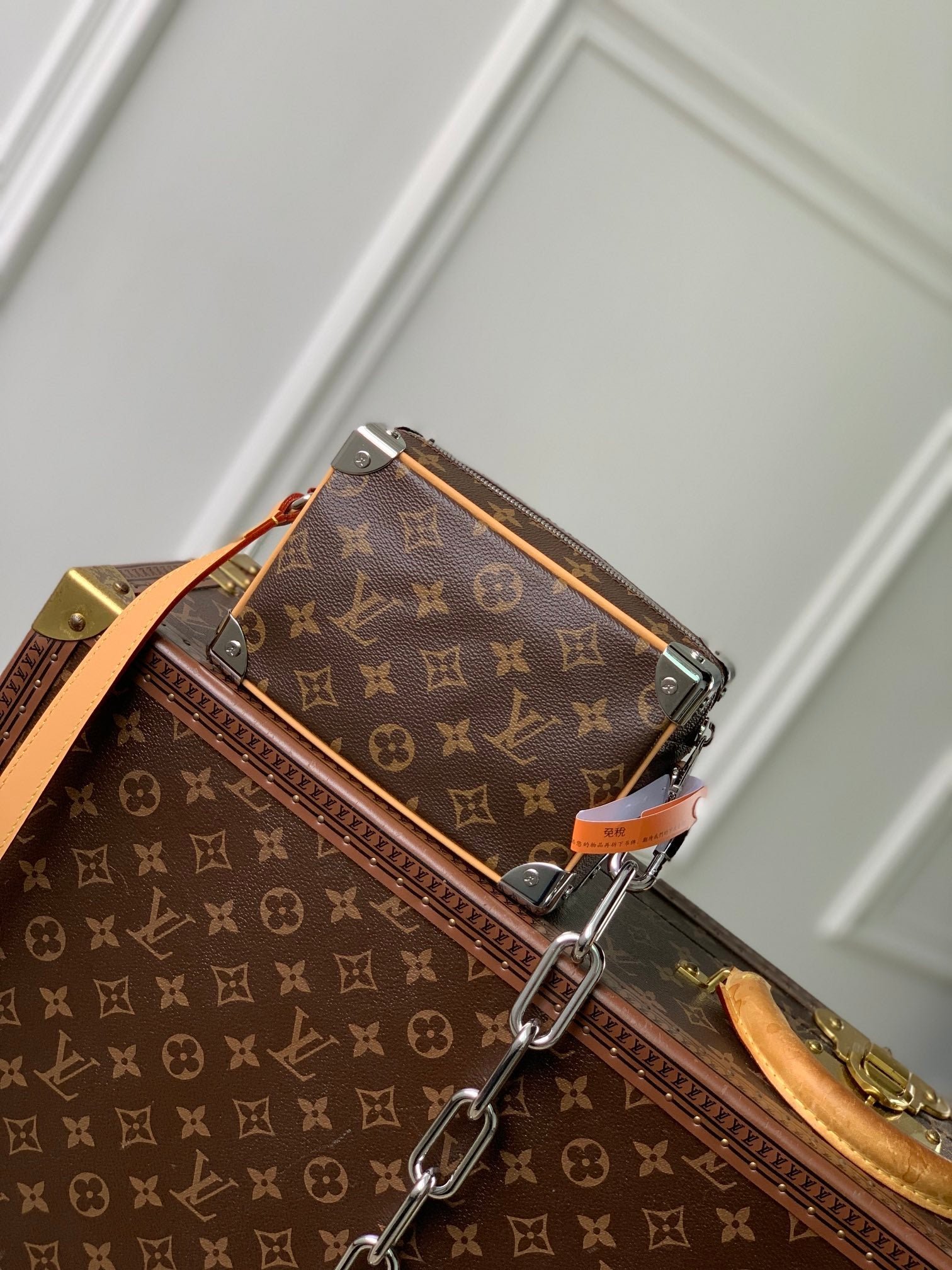 {Style No: A4ICRHIV} MINI SOFT TRUNK 18 IN BROWN MONOGRAM MACASSAR CANVAS - Image 3