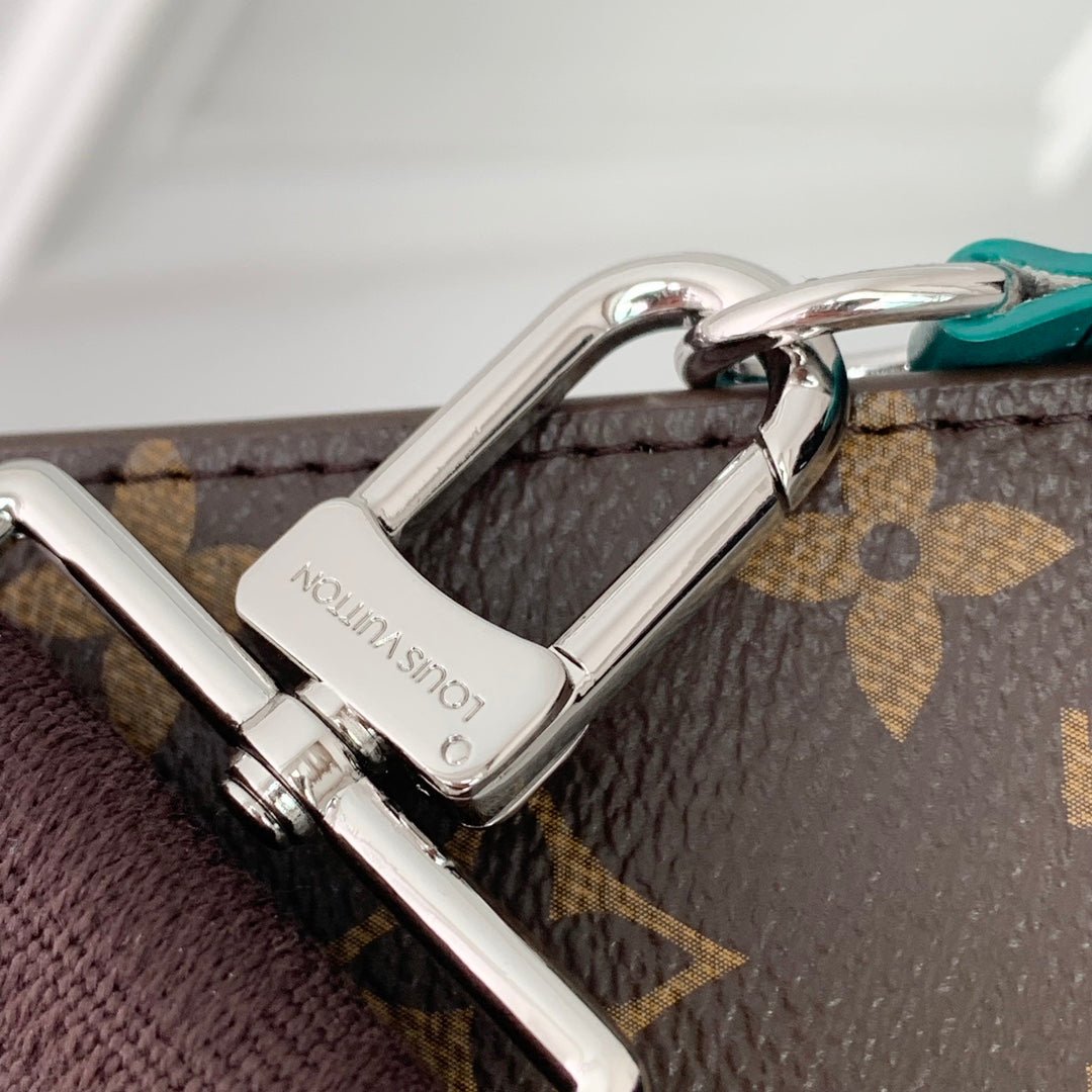 {Style No: AL915S4V} GASTON WEARABLE WALLET 18 IN BROWN MONOGRAM CANVAS MIX GREEN CALFSKIN - Image 4