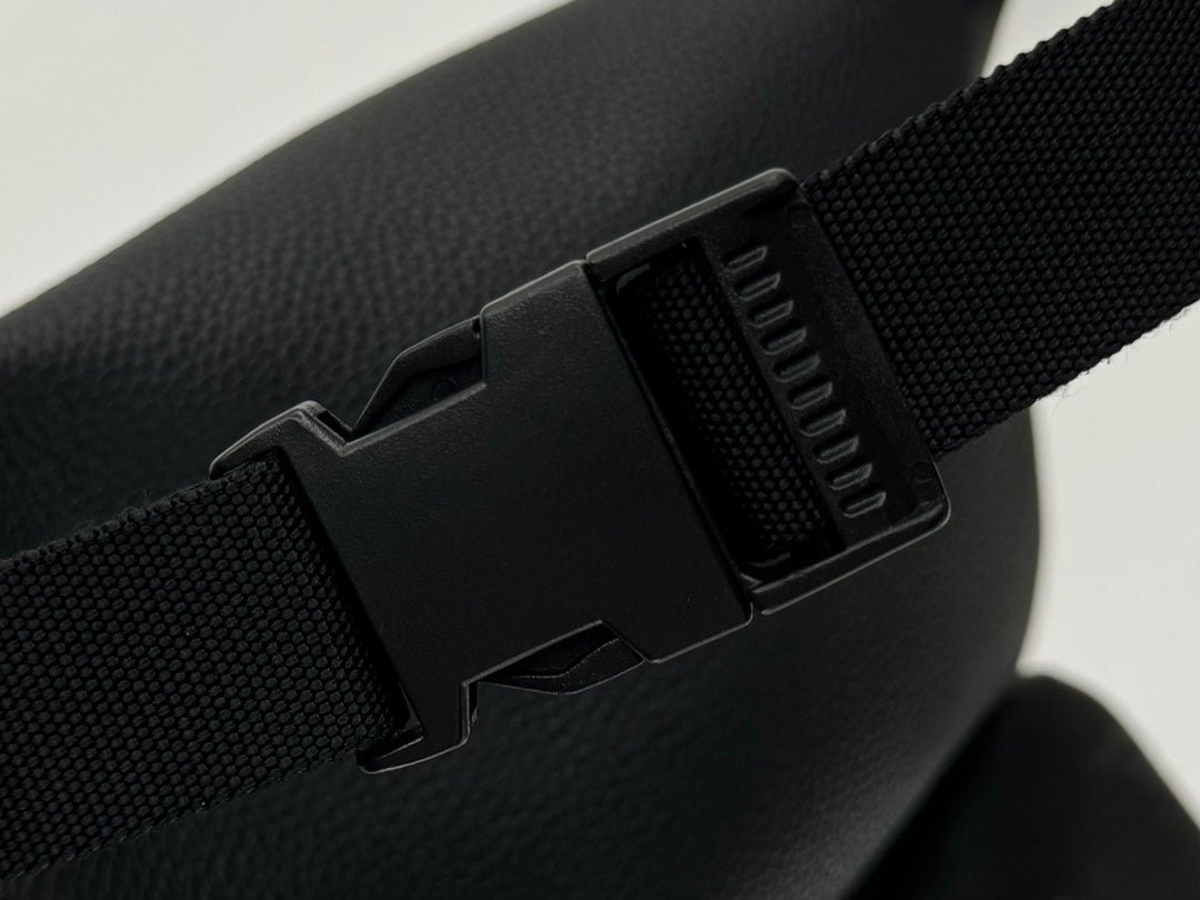 {Style No: SPPSIE4J} EVERYDAY BELTPACK 40 IN BLACK GRAINED CALFSKIN - Image 2