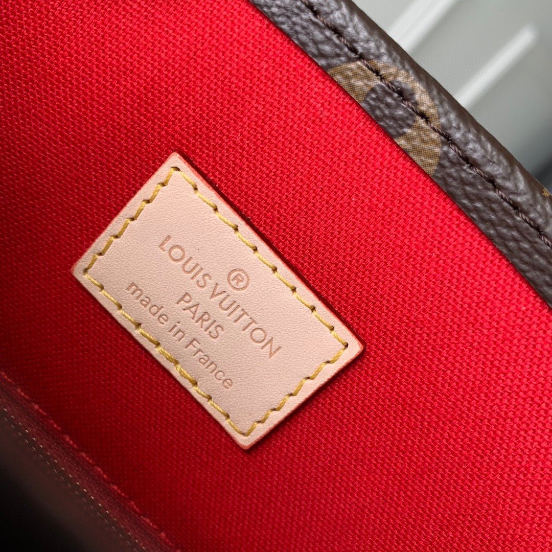 {Style No: QS5S4VFR} SAC PLAT 30CM MONOGRAM CANVAS - Image 8