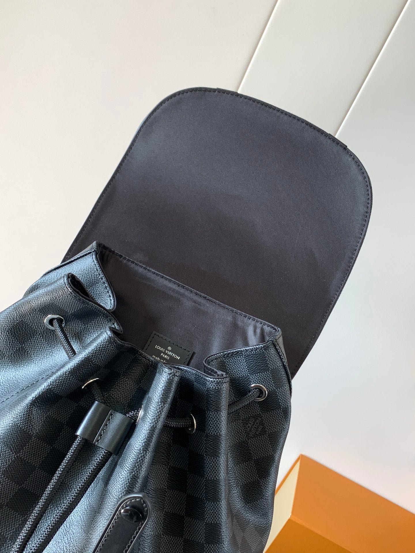 {Style No: K3647S58} CHRISTOPHER MM BACKPACK 47 IN BLACK DAMIER GRAPHITE CANVAS - Image 9