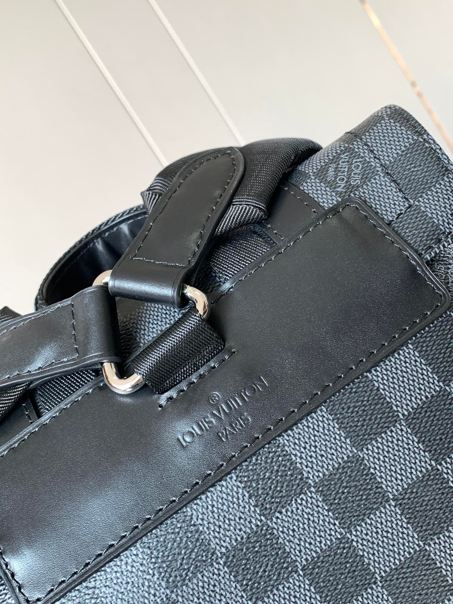 {Style No: K3647S58} CHRISTOPHER MM BACKPACK 47 IN BLACK DAMIER GRAPHITE CANVAS - Image 4