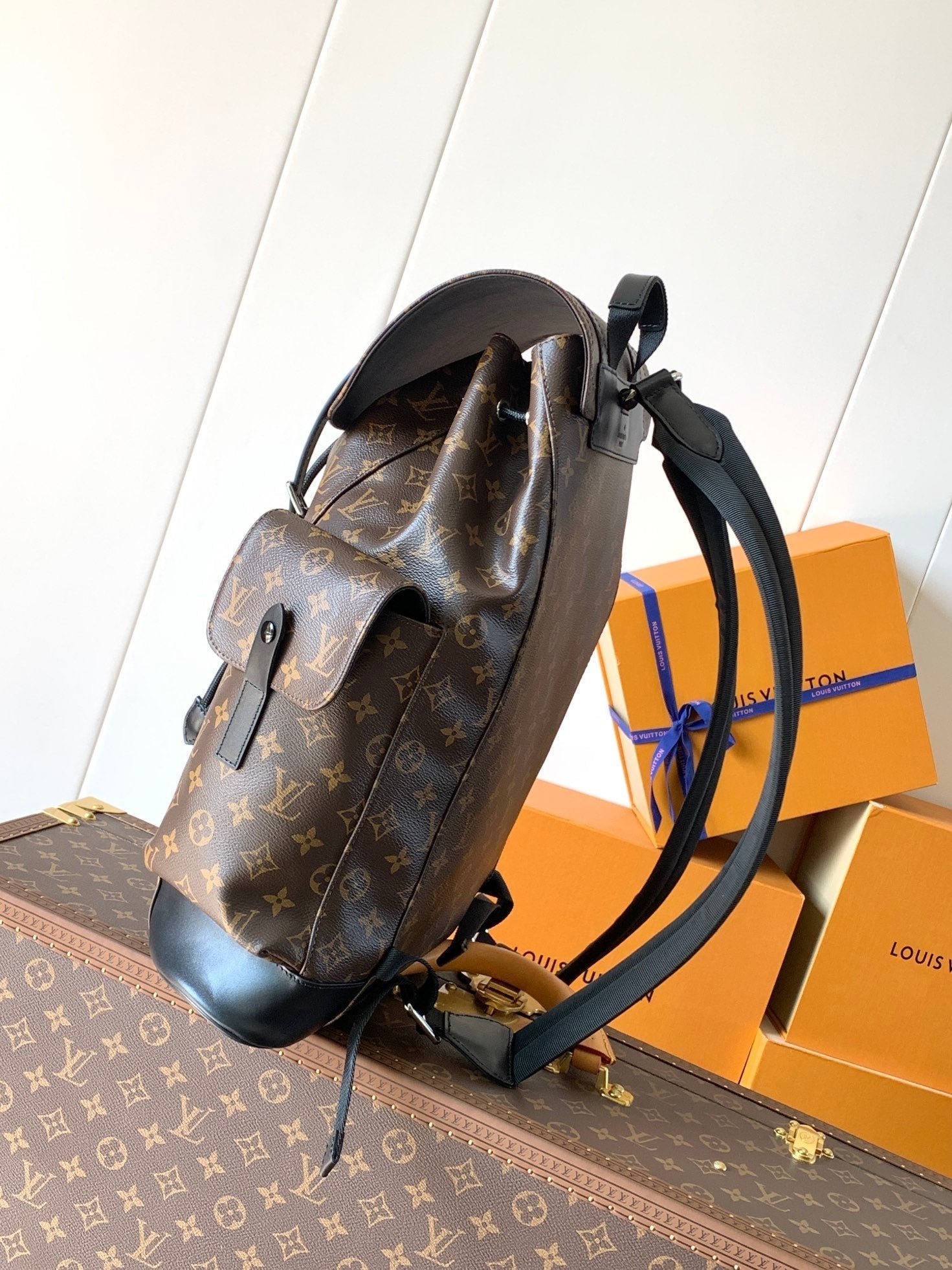 {Style No: PLCAL287} CHRISTOPHER MM BACKPACK 47 IN BROWN MONOGRAM CANVAS - Image 8