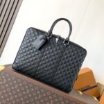 {Style No: 3NQ3O4QK} LV 25S PORTE- DOCUMENTS VOYAGE 41 IN BLACK EMBOSSED DAMIER INFINI CALFSKIN