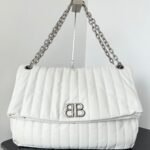 {Style No: 8WXZ8OQM} MONACO BAG 43 IN WHITE QUILTED THIN CALFSKIN SILVER HARDWARE