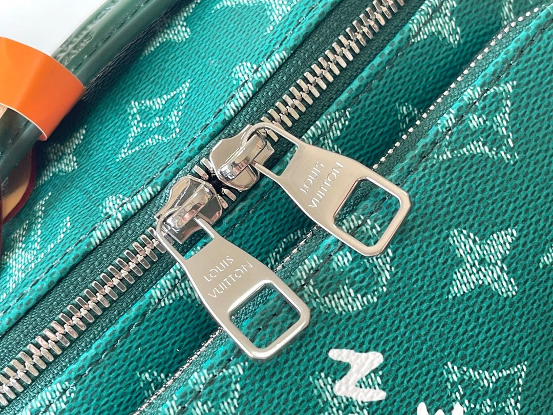 {Style No: 6QIF419A} RUSH BUMBAG 30 IN GREEN MONOGRAM HERITAGE CANVAS - Image 7