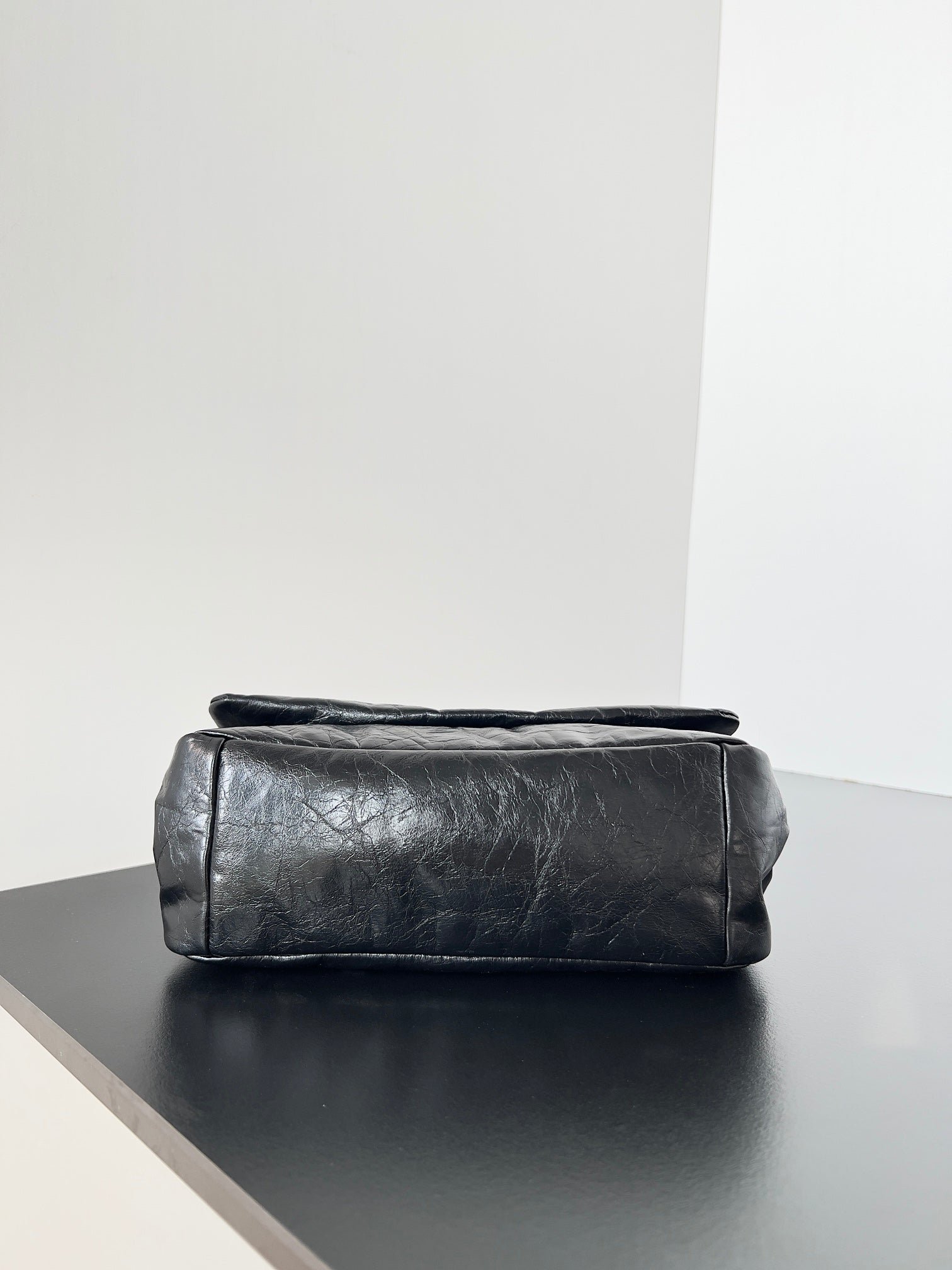 {Style No: R2JOIZT9} MONACO MINI BAG 25 IN BLACK ARENA CALFSKIN GOLD HARDWARE - Image 7