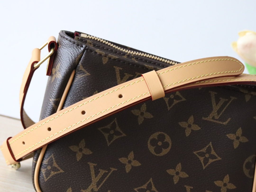 {Style No: 28QT5KCS} LV 25S SHOULDER BAG 19 IN BROWN MONOGRAM CALFSKIN GOLD HARDWRE - Image 9