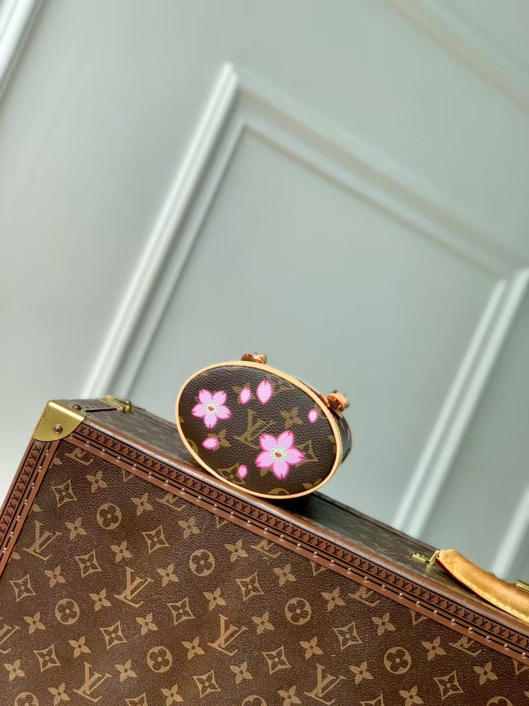 {Style No: R72KJED9} NANO BUCKET CHERRY BLOSSOM IN SAKURA BROWN MONOGRAM COATED CANVAS - Image 5