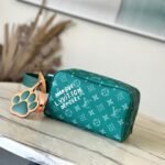 {Style No: OQX65HKB} LOCKER DOPP KIT 28 IN GREEN MONOGRAM HERITAGE CANVAS