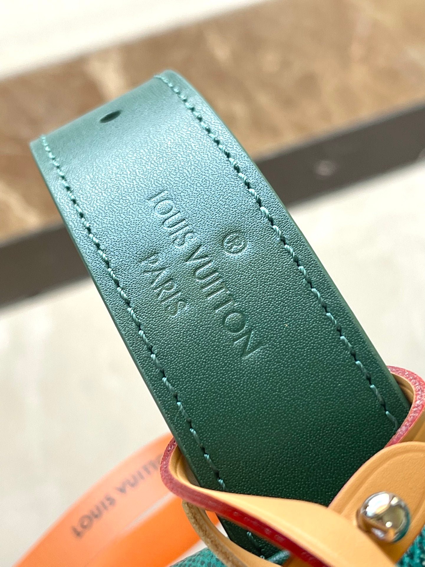 {Style No: OQX65HKB} LOCKER DOPP KIT 28 IN GREEN MONOGRAM HERITAGE CANVAS - Image 2