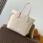 {Style No: Z4X3MU4X} NEVERFULL 32 LIGHT BEIGE MONOGRAM EMPREINTE LEATHER