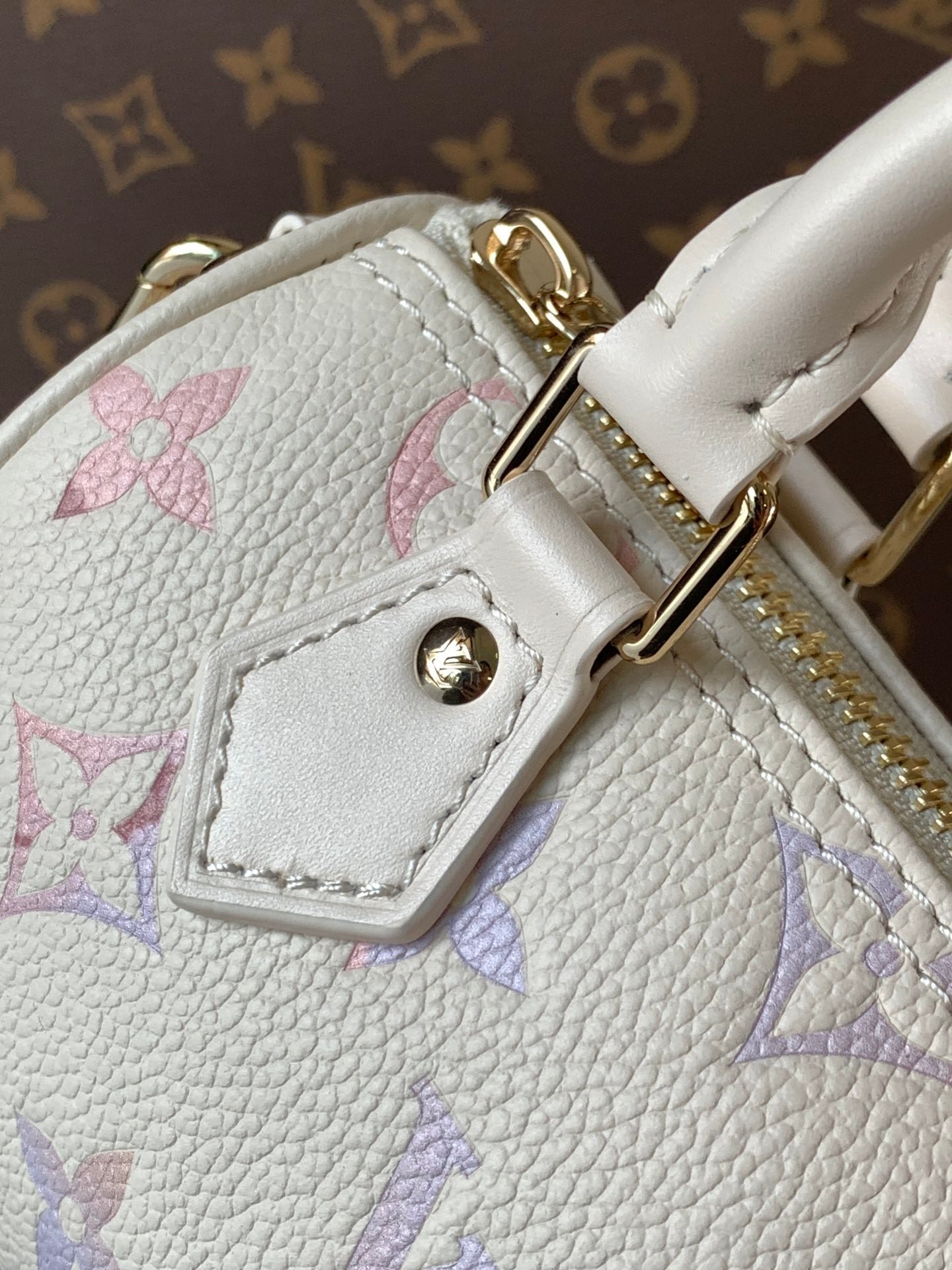 {Style No: 1DU5CKRH} LV 25S NANO SPEEDY 16 IN BEIGE DREAM EMBOSSED TEXTURED CALFSKIN - Image 8