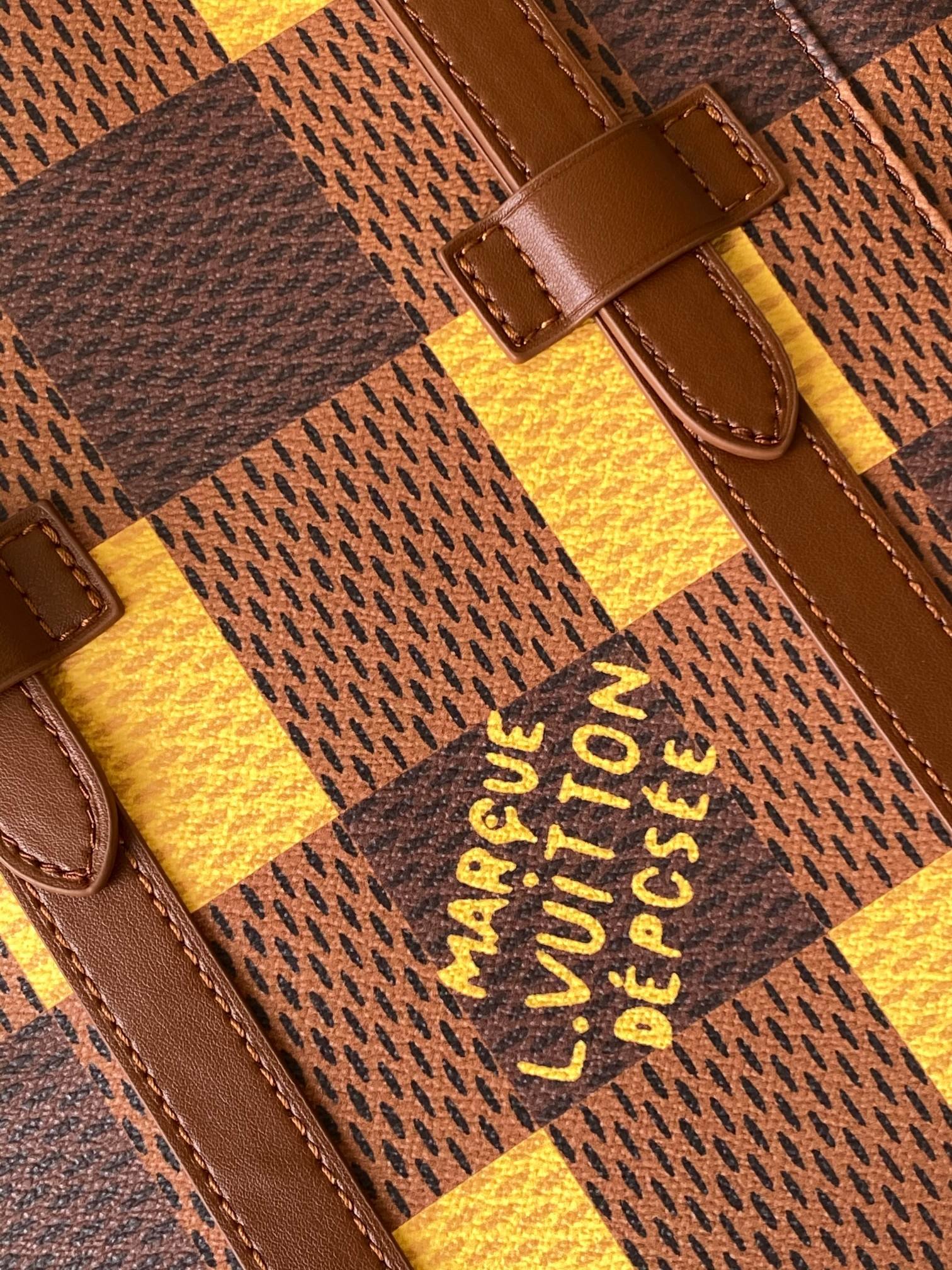 {Style No: 9GE9K94B} CHRISTOPHER BACKPACK 48 IN BROWN YELLOW DAMIER CANVAS - Image 5