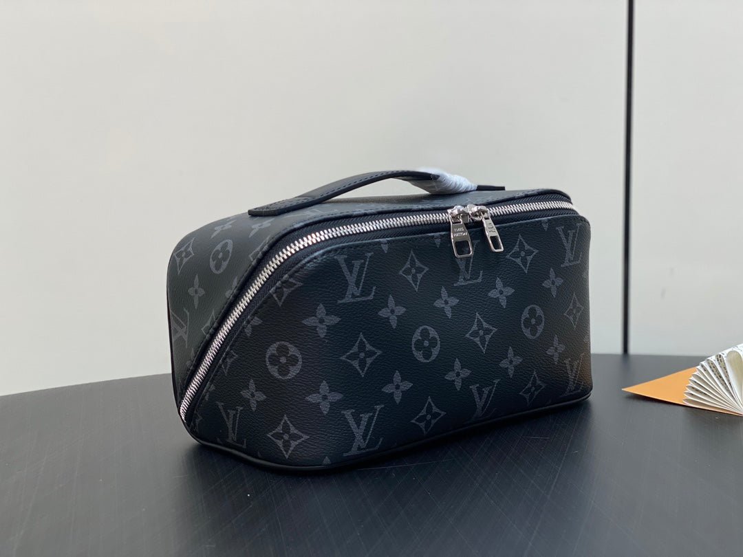 {Style No: 6K71NL6H} TOILETRY BAG 24 IN BLACK MONOGRAM ECLIPSE CANVAS - Image 7