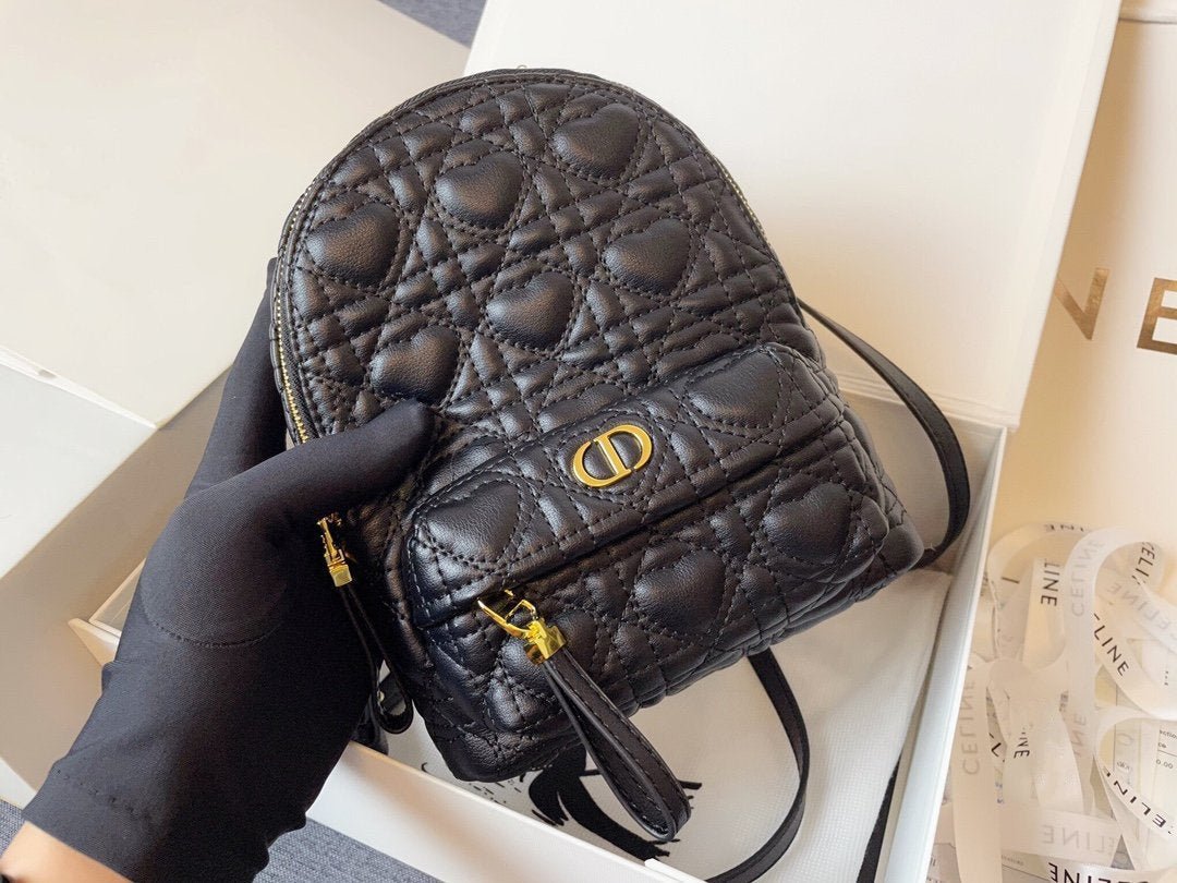 {Style No: LPXQ7XQ7} SMALL BACKPACK BLACK CANNAGE LAMBSKIN - Image 5