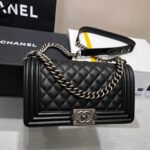 {Style No: 3GJQFJVV} BOY BAG MEDIUM 25 BLACK CAVIAR RUTHENIUM HARDWARE