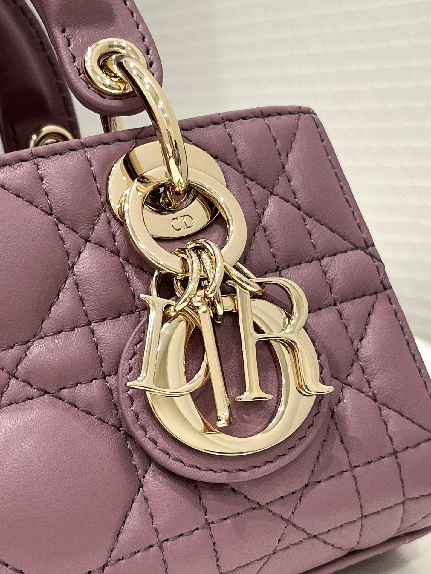 {Style No: HNOG4WPW} LADY D-JOY 16 MICRO PURPLE LAMBSKIN - Image 2