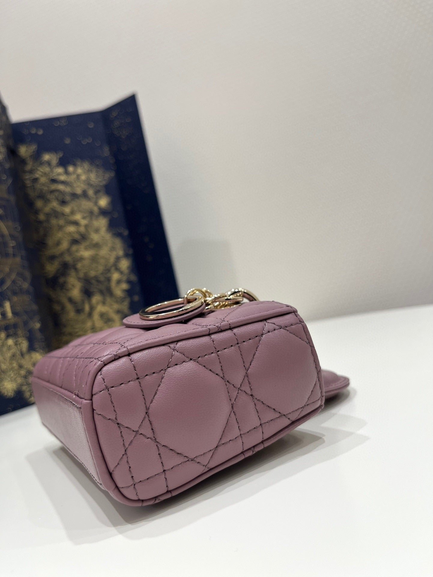 {Style No: HNOG4WPW} LADY D-JOY 16 MICRO PURPLE LAMBSKIN - Image 6