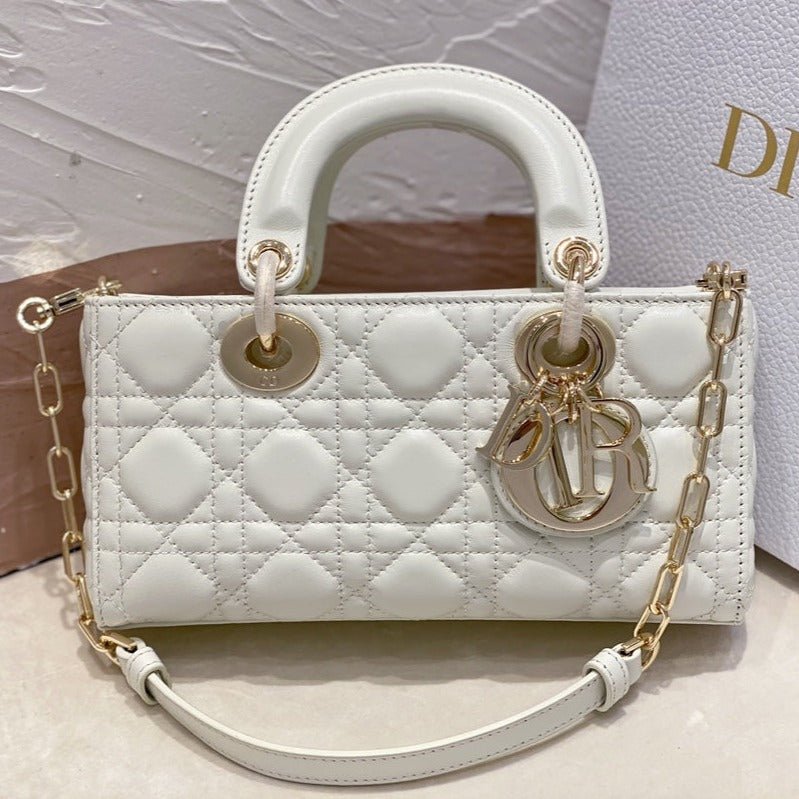 {Style No: FU8DNF4D} MICRO LADY D-JOY 16.5 WHITE LAMBSKIN
