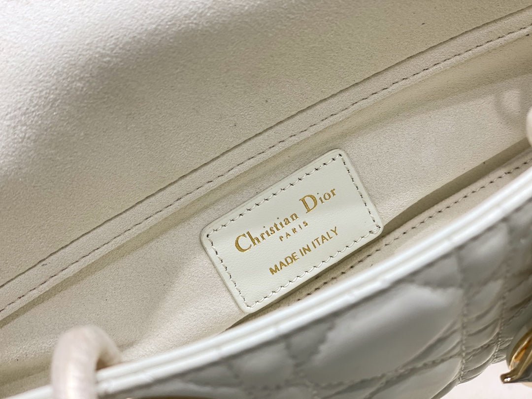 {Style No: FU8DNF4D} MICRO LADY D-JOY 16.5 WHITE LAMBSKIN - Image 9