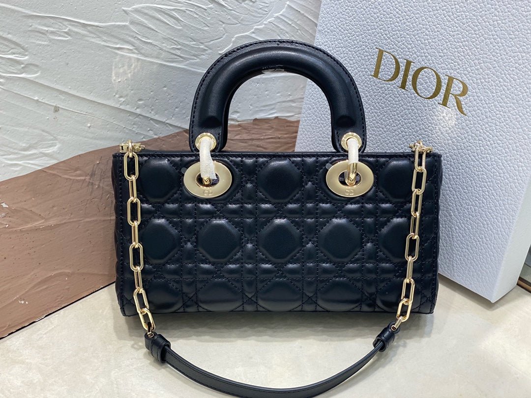 {Style No: 9HDGYGOR} SMALL LADY D-JOY 22 BLACK LAMBSKIN - Image 5