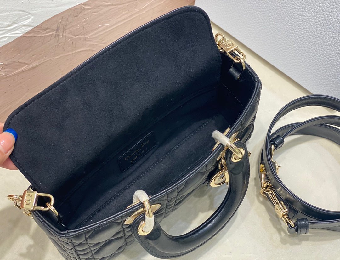 {Style No: 9HDGYGOR} SMALL LADY D-JOY 22 BLACK LAMBSKIN - Image 7